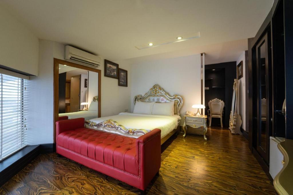 The White Hotel 8A Thai Van Lung Ho Chi Minh-stad Buitenkant foto