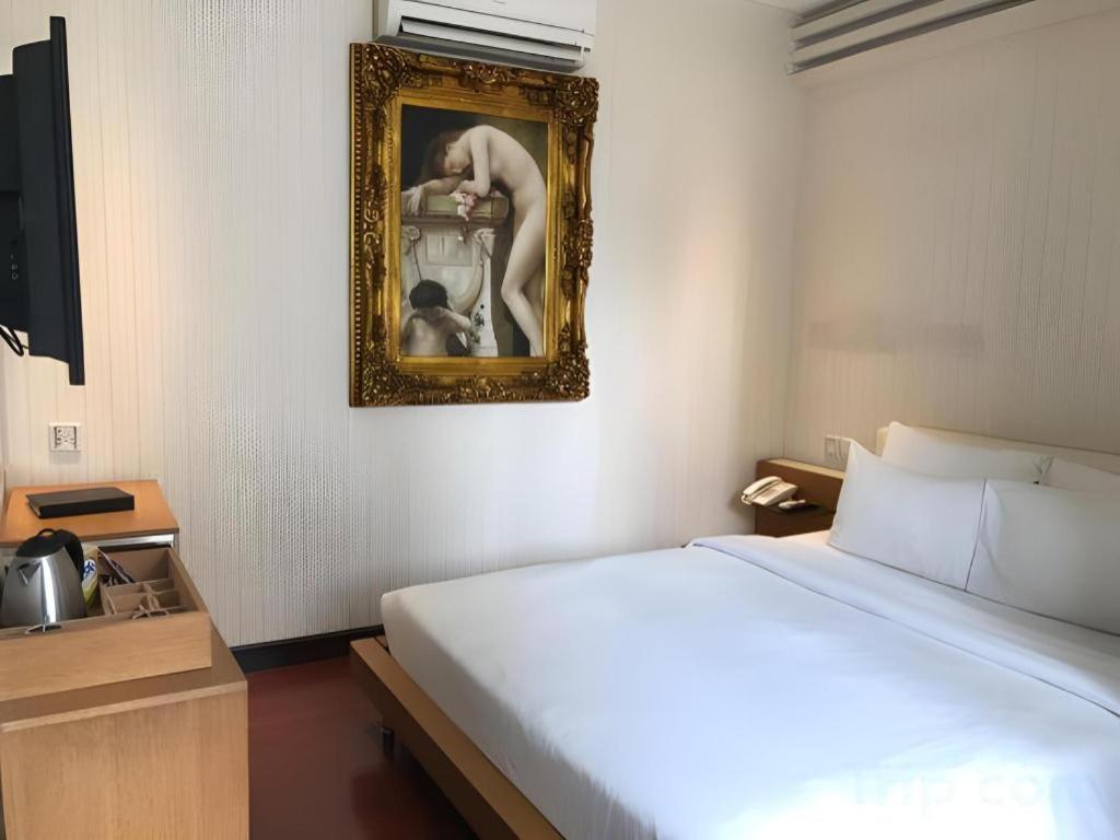 The White Hotel 8A Thai Van Lung Ho Chi Minh-stad Buitenkant foto