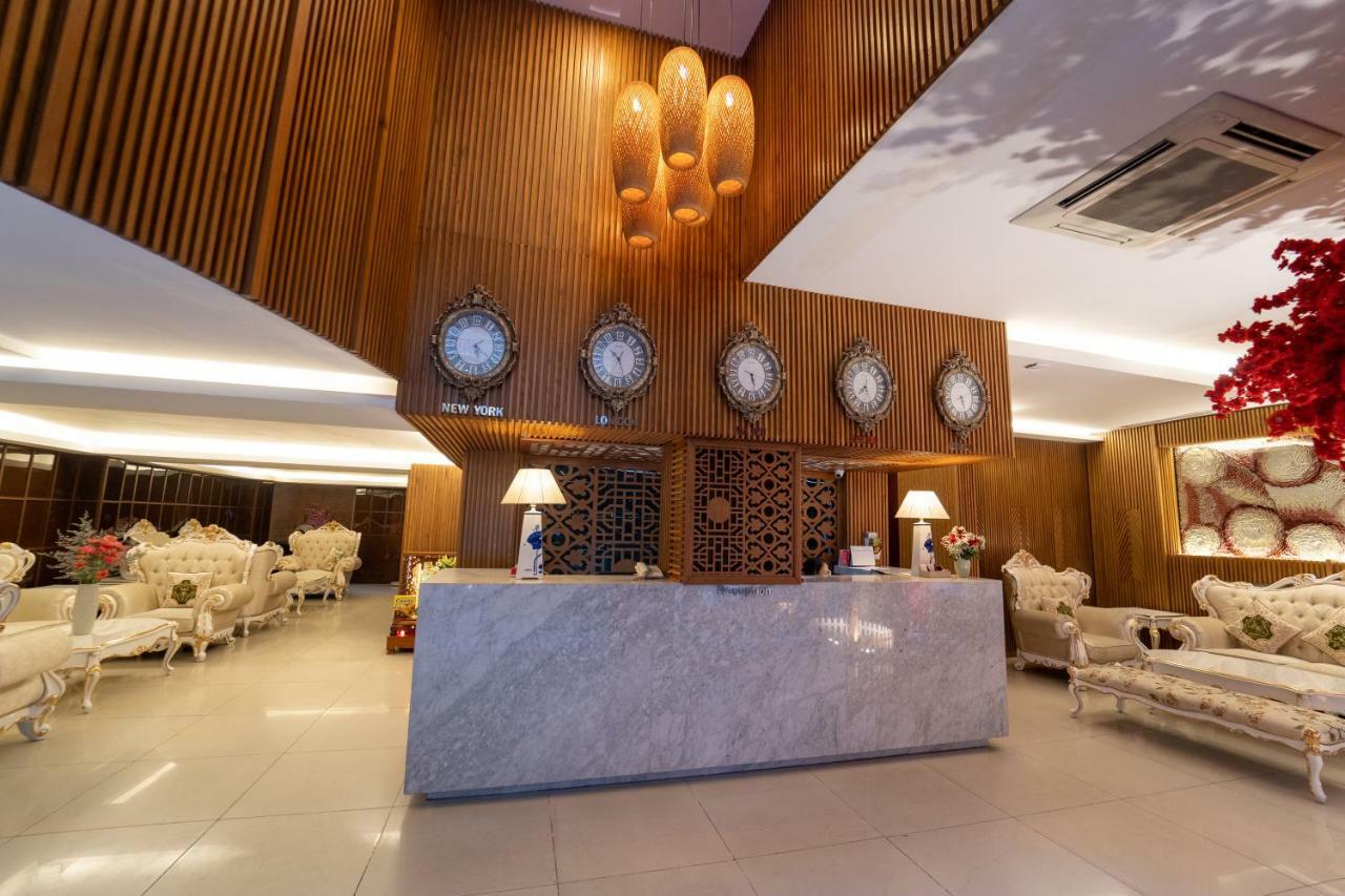 The White Hotel 8A Thai Van Lung Ho Chi Minh-stad Buitenkant foto